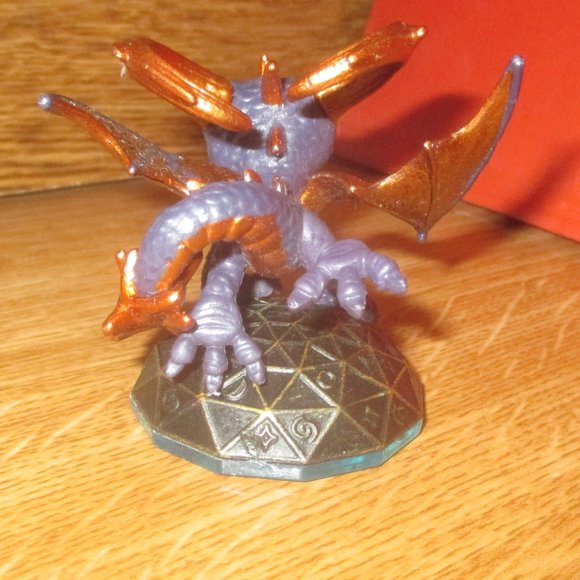 Spyro (Mega Ram Variant) from Skylanders: Swap Force (Series 3) Figures - Picture 4 of 4